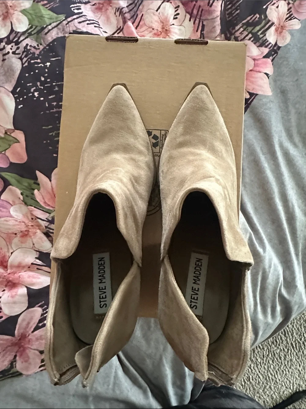 Steve Madden Women’s Tan Suede Pointed-Toe Ankle Boots